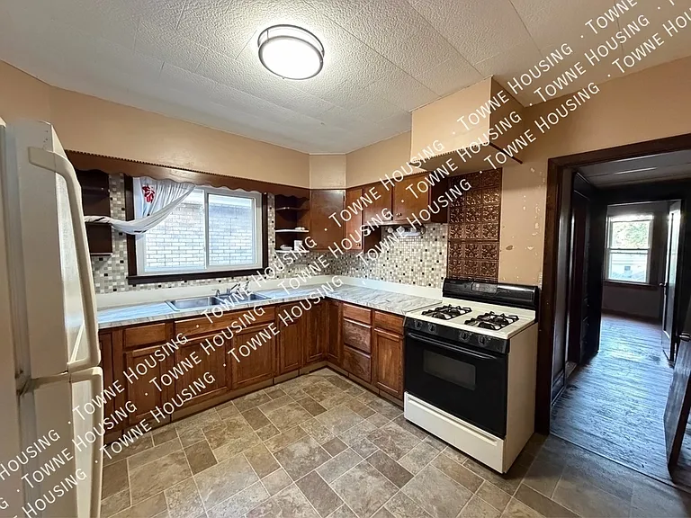 418 Colvin Ave #UPPER — Photo 4