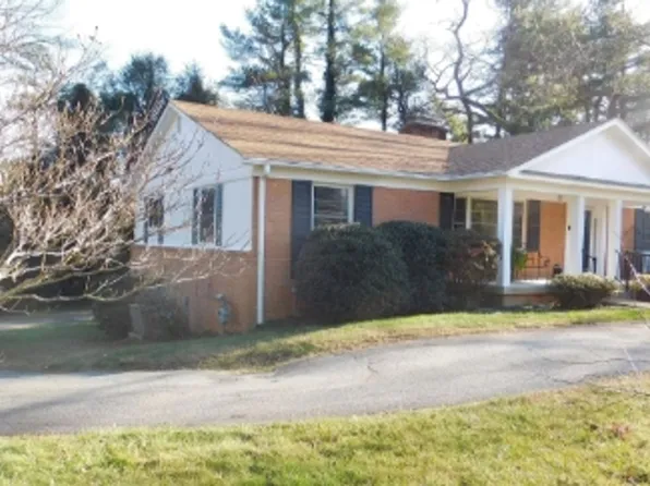 10 Bevlyn Dr, Asheville, NC 28803