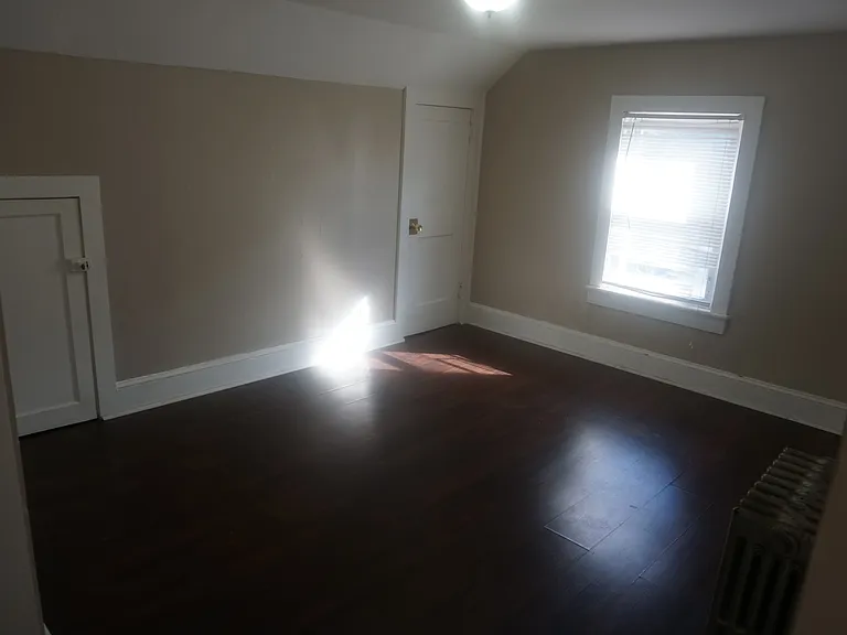 2114 E Landis Ave #9 — Photo 5