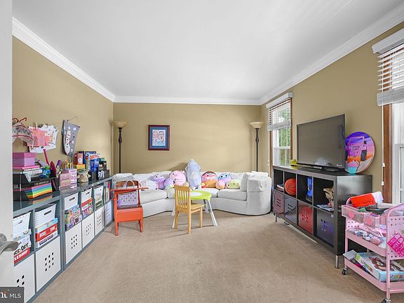 5th image of 708 Pleasants Dr