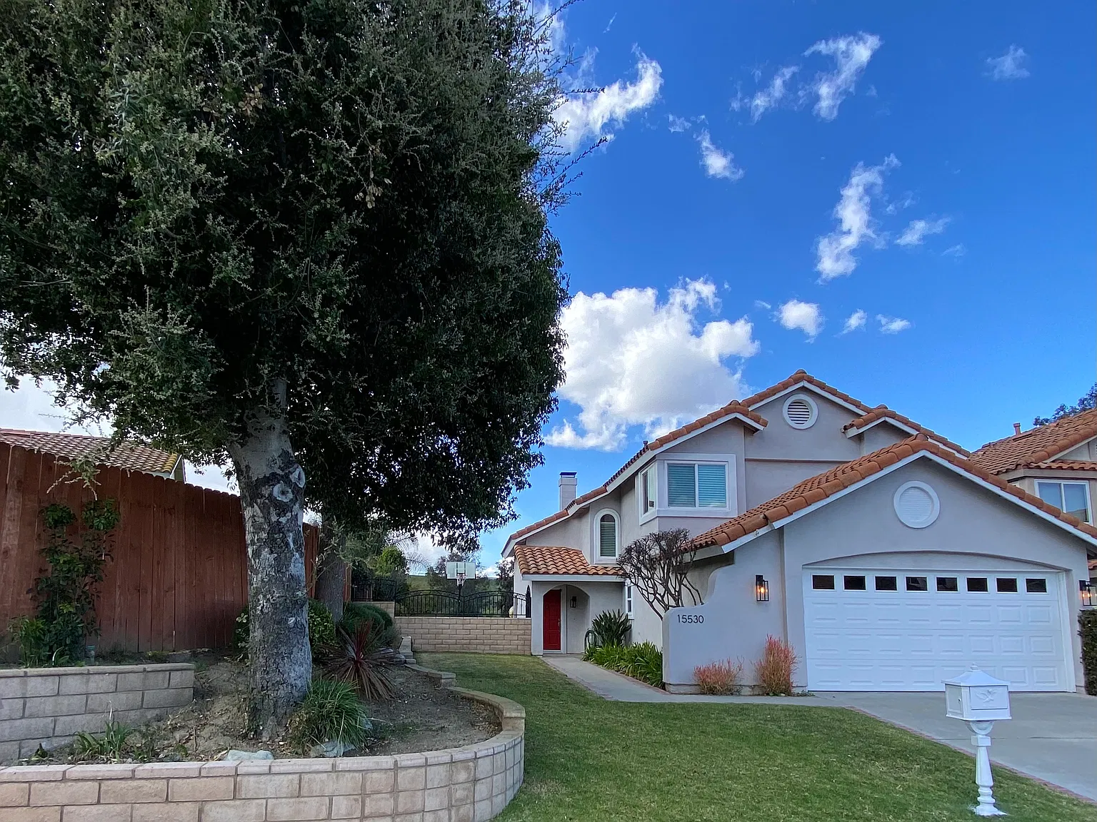 15530 Oakflats Rd — Photo 2
