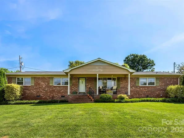 110 Heritage Dr, Kings Mountain, NC 28086