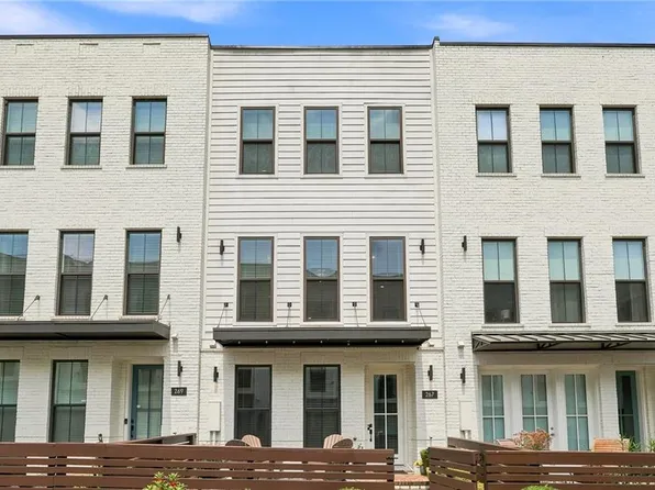 267 Mitchell Ln, Woodstock, GA 30188