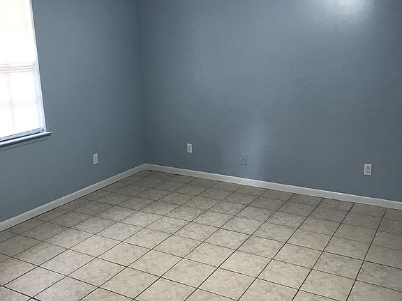 5th image of 7895 Boyd Ave