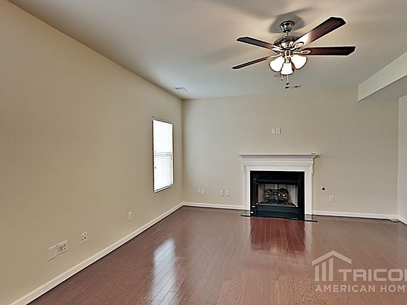 3rd image of 3077 Canal St