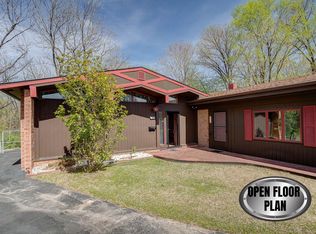 6 Crestwood Ct, Collinsville, IL 62234