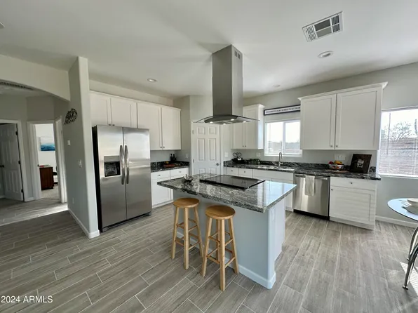 47924 N 15TH Avenue, New River, AZ 85087