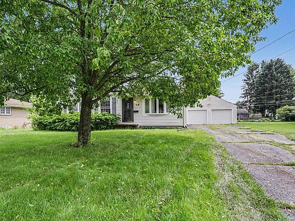 2nd image of 59 Carey Ln