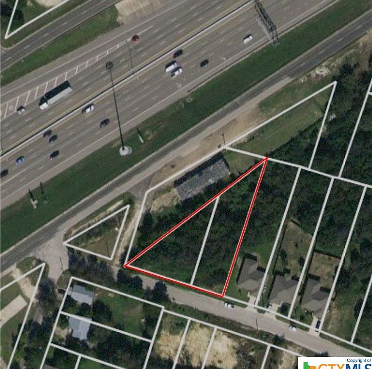 1st image of 403 W Avenue H