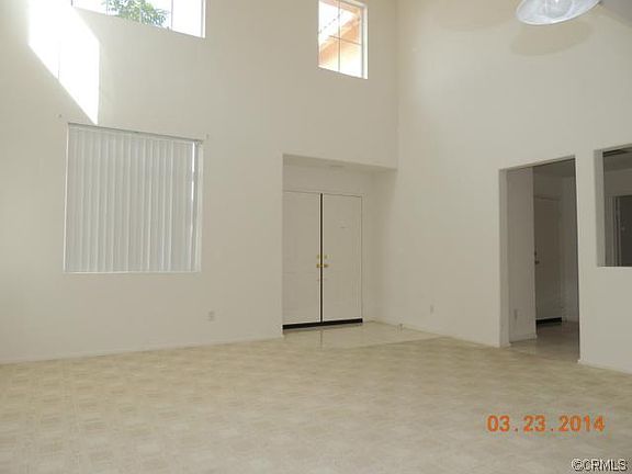 4th image of 33823 Sundrop Ave