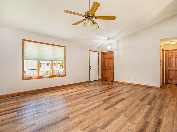 5th image of 10044 Lanter Ct