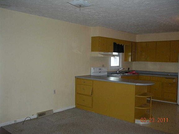 5th image of 212 Martin Dr
