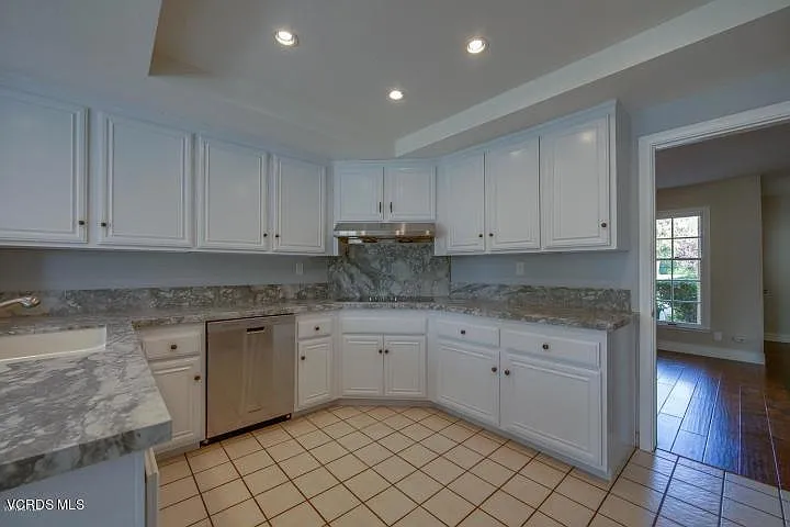3046 Winding Ln — Photo 8