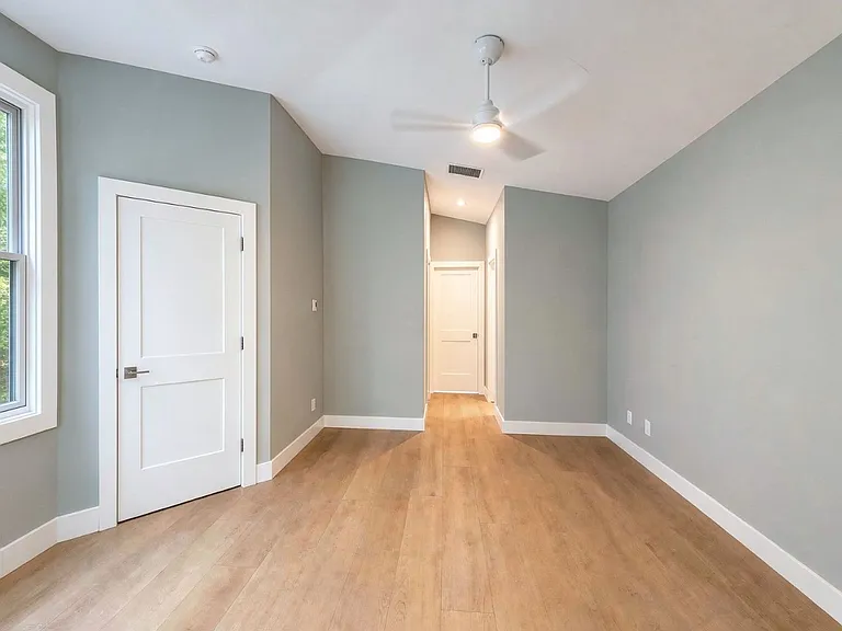 20822 Country Barn Dr — Photo 14