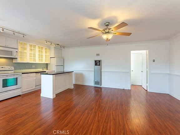 2nd image of 1329 E 1st St APT 40