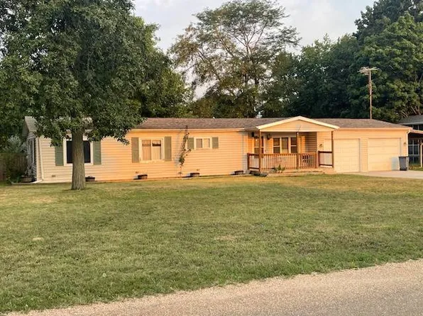 160 Beach Rd, Meredosia, IL 62665