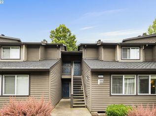 9365 SW 146th Ter APT 3, Beaverton, OR 97007