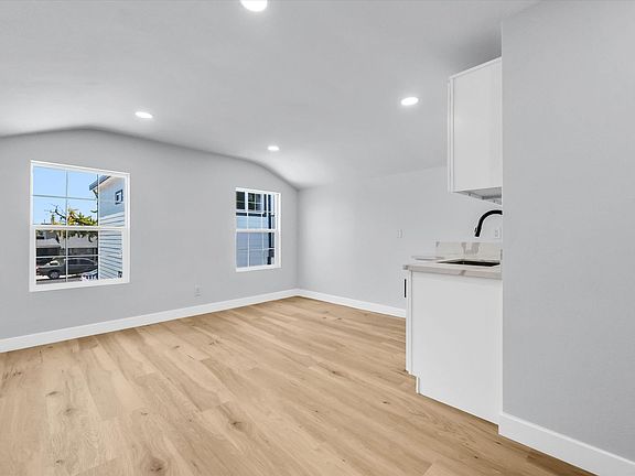 4th image of 116 N Cornell Ave #114