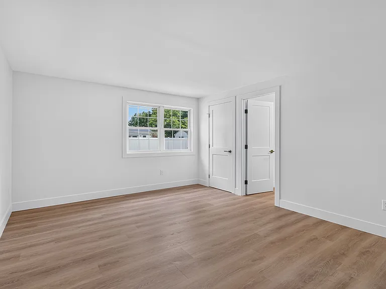 45 Tiffany Dr — Photo 26