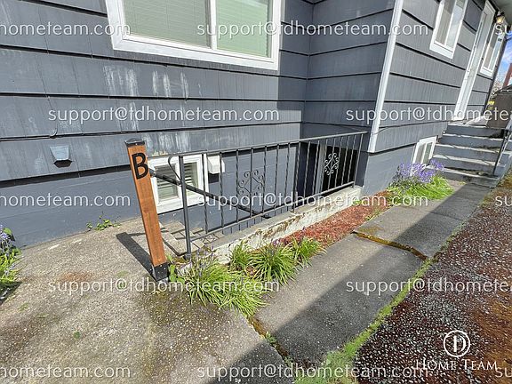2nd image of 5302 S Pine St