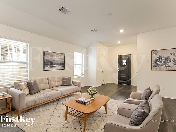 4th image of 18438 Summit Ranch Dr