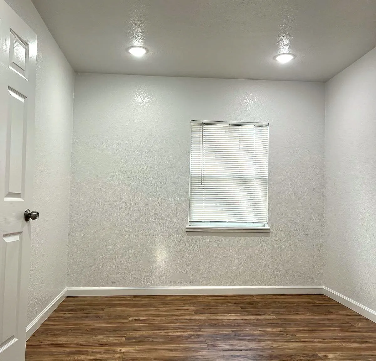 1 bed, 500 sqft, $1,295 — Photo 4