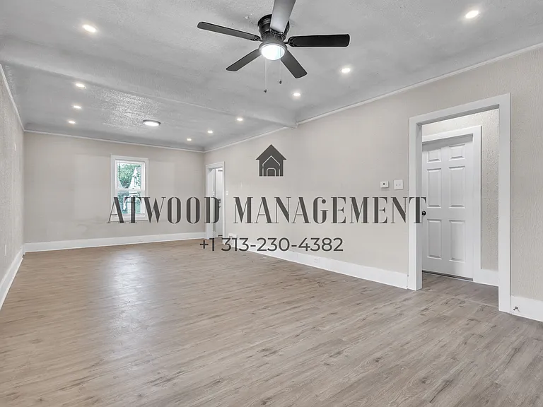 450 Algonquin St — Photo 2