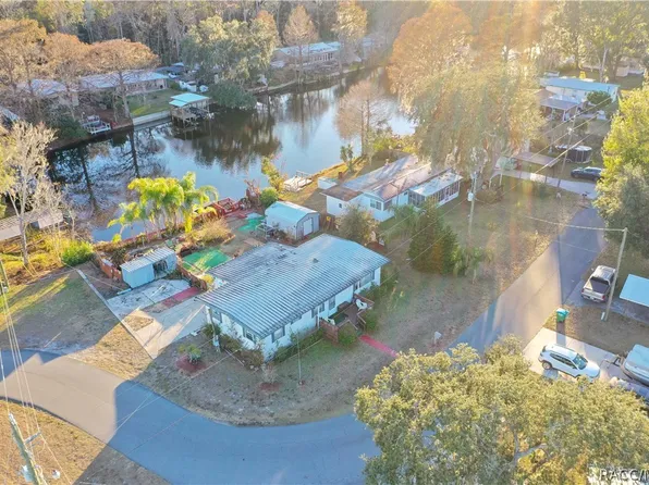 10315 E Pike Dr, Inverness, FL 34450