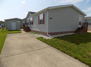 Clubhouse/office, Carleton, MI 48117