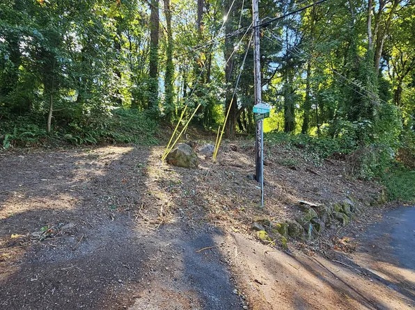 306 4th Ave, Oregon City, OR 97045