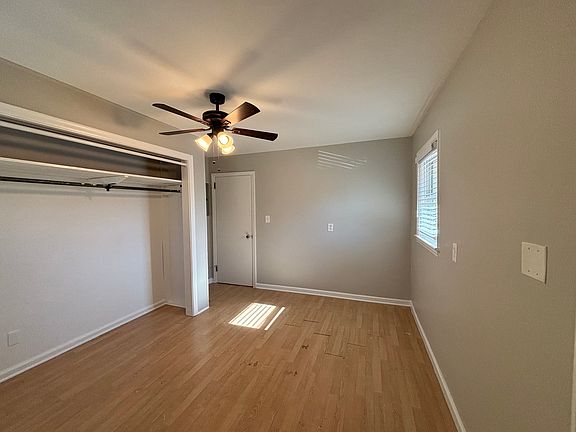 5th image of 104 Yancy Dr SE