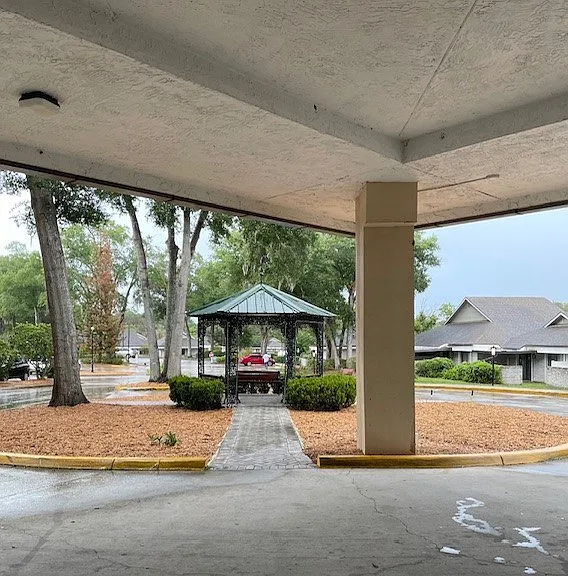 Aventine at Deland (55+) — Photo 36