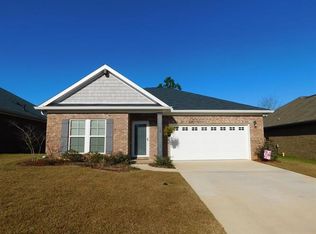 106 Hattiesburg Ct, Dothan, AL 36301