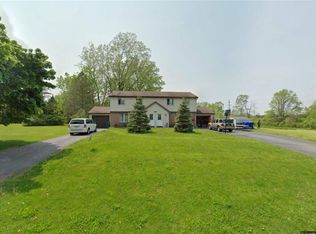 6140 Herr Rd #R, Clarence Center, NY 14032