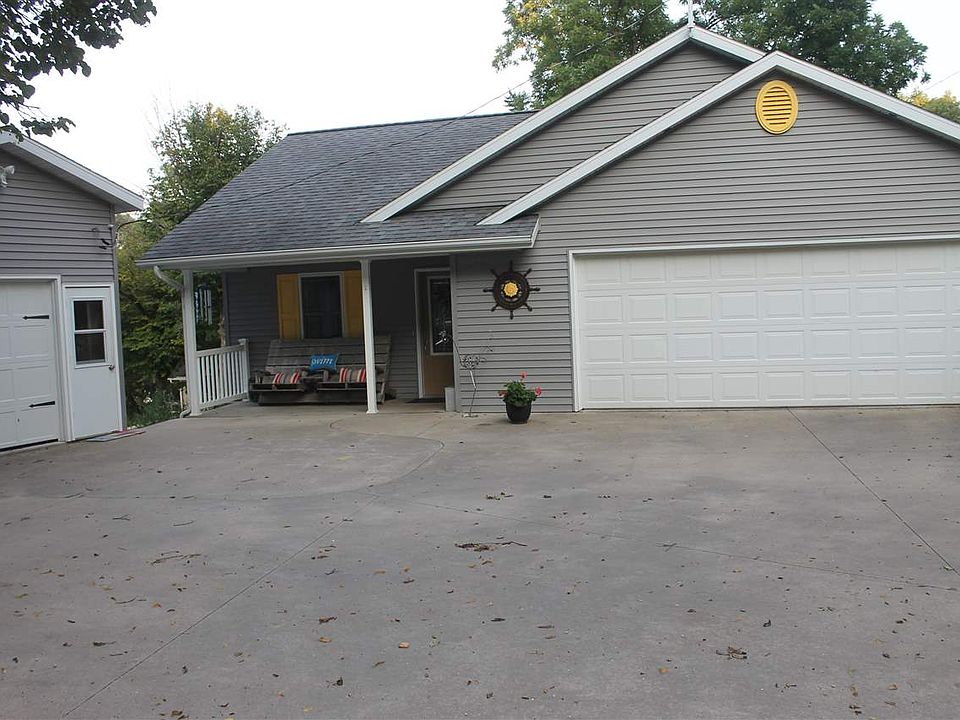 1st image of 26341 212th Ave
