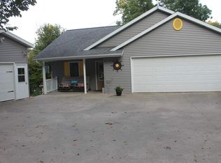 26341 212th Ave, Delhi, IA 52223
