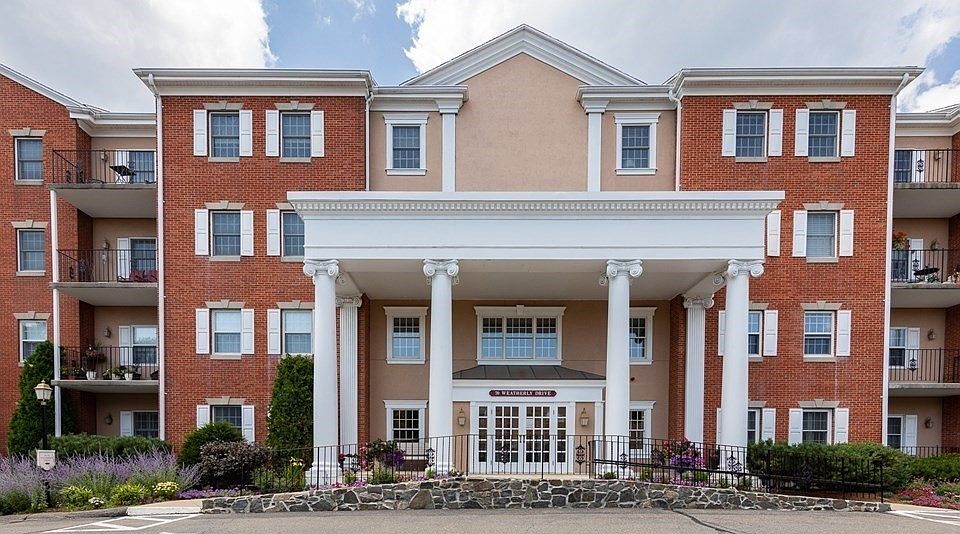 1st image of 70 Weatherly Dr Unit 403