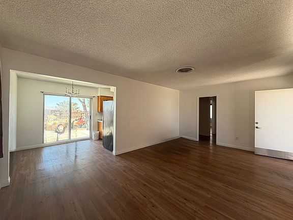 5th image of 281 Armory Rd