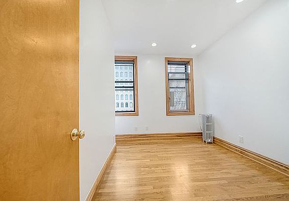 3rd image of 254 4th Ave APT 4