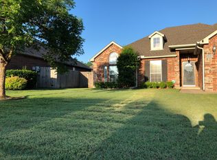 2204 N 6th St, Broken Arrow, OK 74012