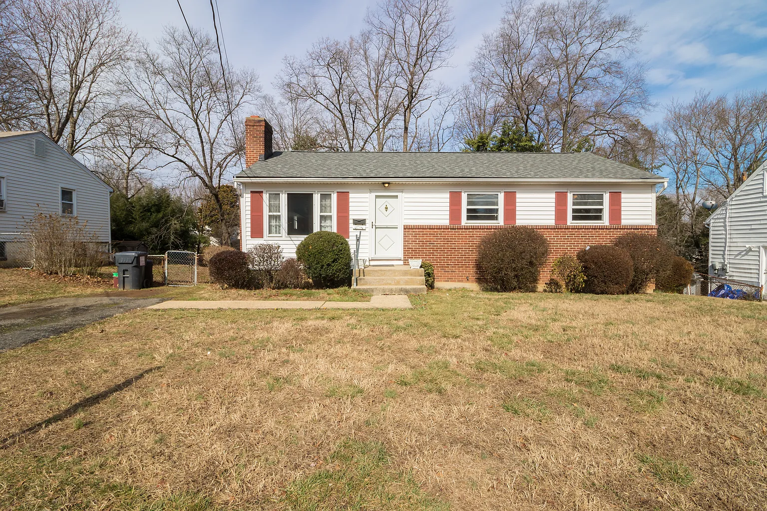 13412 Greenacre Dr photo 1