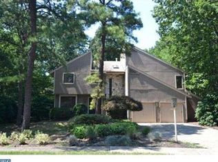20 Thornwood Dr, Voorhees, NJ 08043