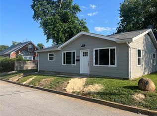 921 Washington St, Saint Charles, MO 63301