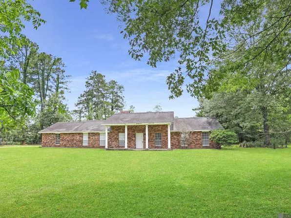 9556 Fairway Dr, Denham Springs, LA 70726