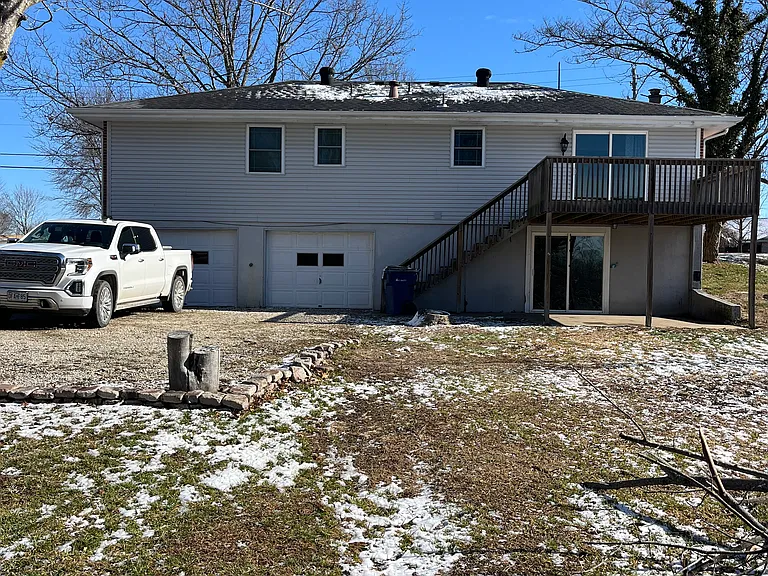 654 Branch Rd — Photo 2