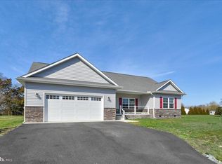 46 Falcon Crest Dr, Harbeson, DE 19951