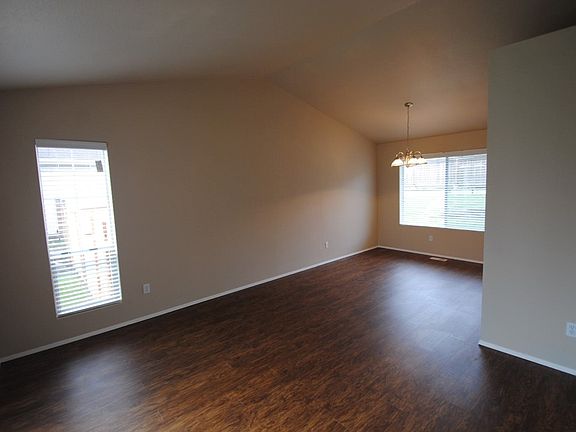 3rd image of 8708 63rd Ave E