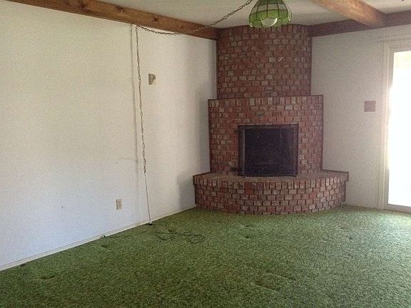 4th image of 1105 De Bremond Dr