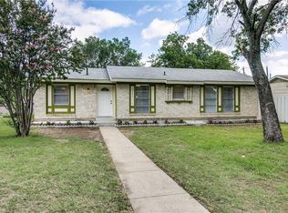 9921 Bluffcreek Dr, Dallas, TX 75227