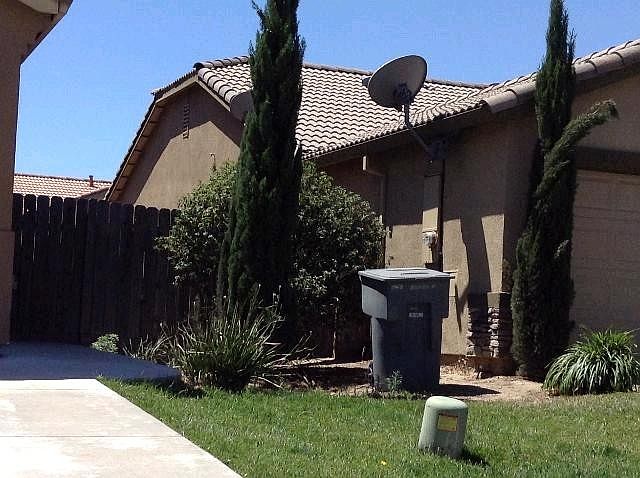 2nd image of 3868 Belleza Dr